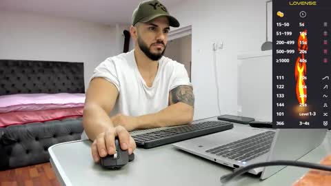 supermanboyxxl online show from February 25, 6:45 am