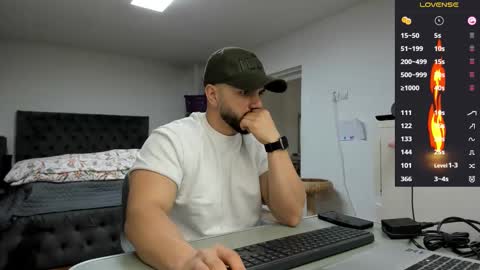 supermanboyxxl online show from March 27, 8:26 am