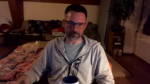 supersquirrel81 online show from March 13, 6:14 pm