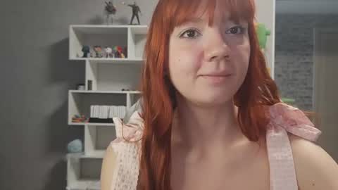 Snapshot of supersunnyshy chatting on June 13, 10:13 am Stella online show from June 13, 10:13 am