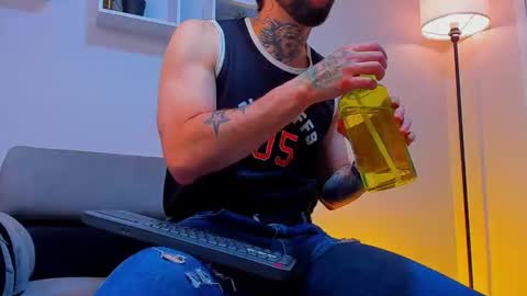 supreme_alpha_ online show from November 20, 3:28 am