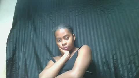 Snapshot of surbelle chatting on January 10, 4:58 am surbelle online show from January 10, 4:58 am