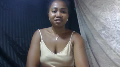 Snapshot of surbelle chatting on January 12, 6:18 am surbelle online show from January 12, 6:18 am