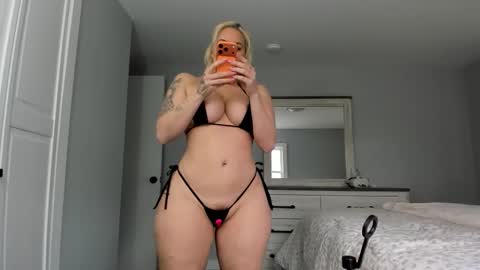 Snapshot of surecakes chatting on April 22, 3:46 pm All My Links Are On Videos my sex toy insta twitter online show from April 22, 3:46 pm