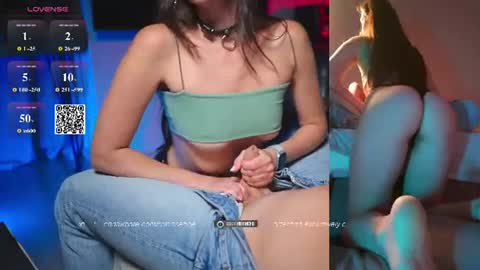 Snapshot of surfissence chatting on July 23, 9:35 pm SOFIA DAMIEN PVT MODEL online show from July 23, 9:35 pm