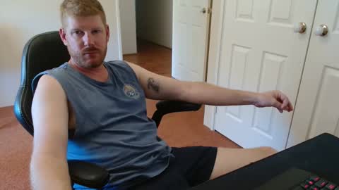 surge_0 online show from March 22, 7:01 am