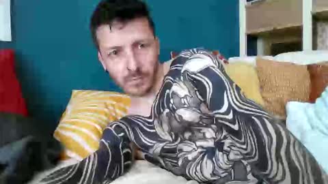Snapshot of surgical_steel chatting on May 27, 2:25 pm SurgicalSteel online show from May 27, 2:25 pm