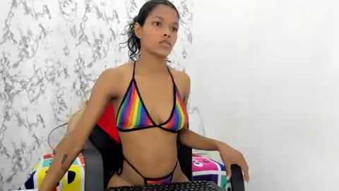 Snapshot of surifoster chatting on May 9, 1:49 pm suri online show from May 9, 1:49 pm