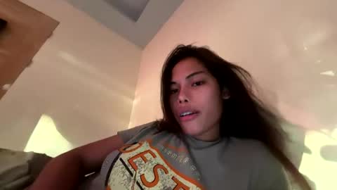 Snapshot of susaimi19 chatting on March 16, 9:24 am itsme Mathea69 online show from March 16, 9:24 am