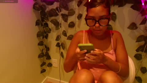 Susan online show from April 16, 11:44 am