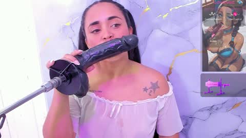 Susan online show from April 8, 11:32 am