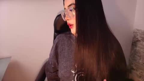 Snapshot of susana_hank chatting on April 26, 9:45 pm susana online show from April 26, 9:45 pm