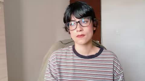 Snapshot of susana_w chatting on July 15, 4:23 pm susana_w online show from July 15, 4:23 pm