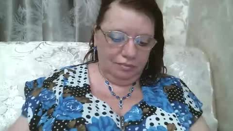 Snapshot of susanaahsun chatting on June 3, 11:24 am SusanaAhSun online show from June 3, 11:24 am