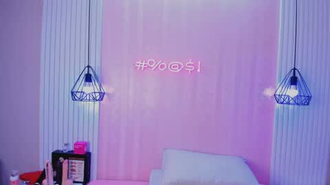 Snapshot of susanabell_ chatting on April 25, 10:07 pm SusanaBell online show from April 25, 10:07 pm