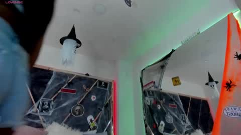 susanahenao online show from October 22, 8:52 pm