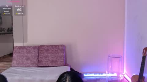 Susana hendrix    online show from March 3, 6:25 pm