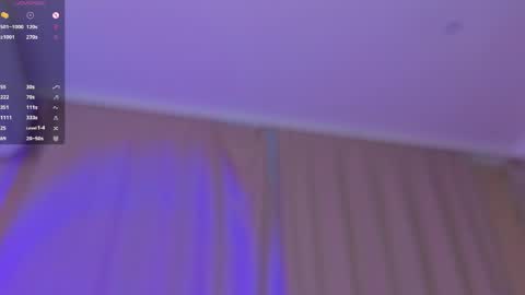 Snapshot of susanfitz chatting on April 21, 2:51 am Stacy online show from April 21, 2:51 am