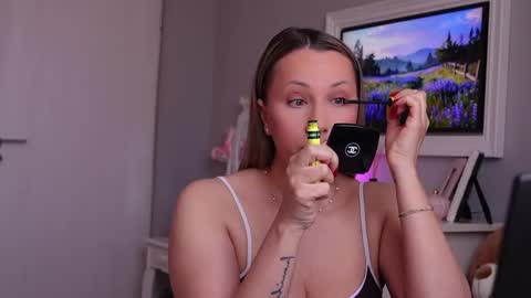 SusanJewel online show from April 20, 6:27 am