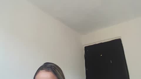 susanleroy online show from February 6, 12:37 pm