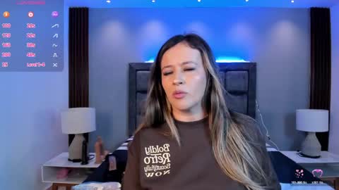 Snapshot of susann_ross chatting on May 20, 10:43 am Susan Everyday From 0530 to 1430 Col Time online show from May 20, 10:43 am