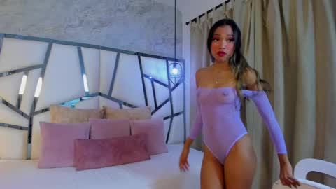 susanna_cute online show from April 8, 12:27 pm