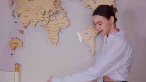 Snapshot of susannahtrojahn chatting on February 4, 12:22 pm susannahtrojahn online show from February 4, 12:22 pm