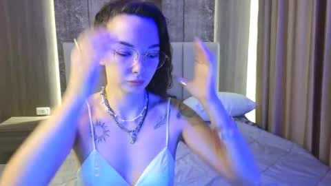 susannjohnson online show from February 5, 12:48 am