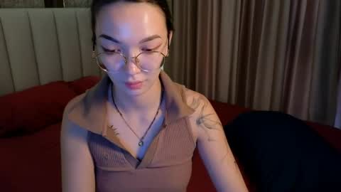 Snapshot of susannjohnson chatting on May 15, 11:56 pm susannjohnson online show from May 15, 11:56 pm