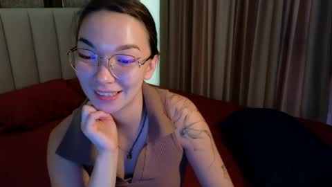 Snapshot of susannjohnson chatting on May 16, 12:07 am susannjohnson online show from May 16, 12:07 am