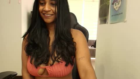 Susan Rhodes online show from November 13, 1:21 pm