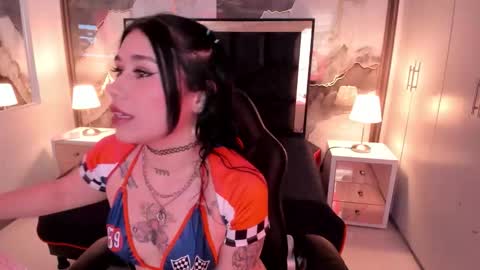 Snapshot of susanvilla chatting on January 7, 7:49 pm susanvilla online show from January 7, 7:49 pm