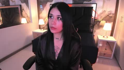 Snapshot of susanvilla chatting on June 1, 7:37 pm susanvilla online show from June 1, 7:37 pm