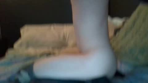 Snapshot of suseee chatting on February 9, 4:55 pm Suseee online show from February 9, 4:55 pm