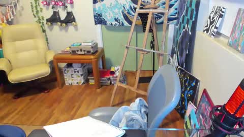 Snapshot of sushifox chatting on November 3, 1:19 am online show from November 3, 1:19 am