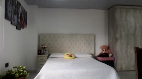 Susi online show from April 25, 9:34 pm