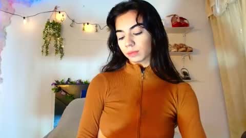 Snapshot of sussan_oconell chatting on June 10, 1:32 pm Sussan Oconell online show from June 10, 1:32 pm