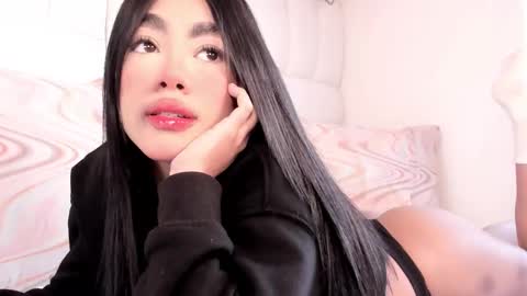 Sussie Tompsom online show from March 7, 1:08 pm