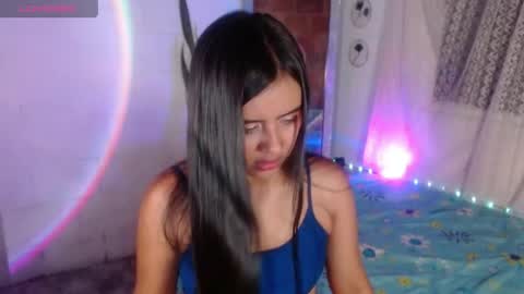 Snapshot of sussy_222 chatting on May 25, 12:05 am susy online show from May 25, 12:05 am