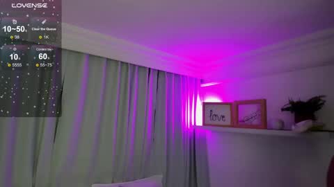 susyy online show from March 1, 3:32 am