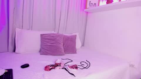 susyy online show from November 8, 7:34 pm