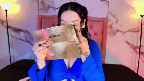 Snapshot of suxan_white chatting on June 19, 9:07 pm suxan_white online show from June 19, 9:07 pm