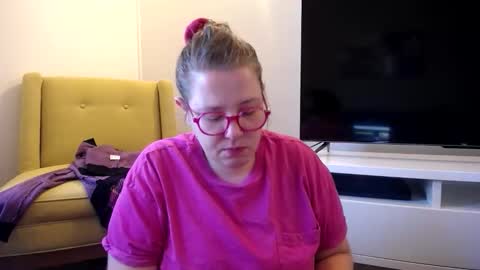 suzie stardust online show from March 13, 6:53 am