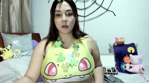 Snapshot of suzygamingfairy chatting on October 30, 12:01 am Suzy Amaya online show from October 30, 12:01 am