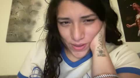 Suzy online show from April 15, 3:35 am