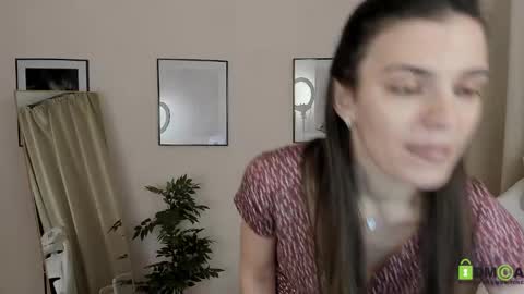 Suzy  next stream  Thursday Friday Saturday online show from January 18, 1:41 am