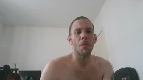 svandewalle111 online show from April 14, 9:04 am