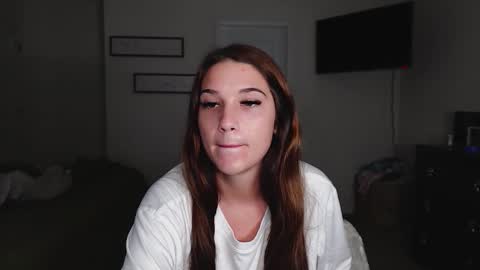 Snapshot of svtf2323 chatting on October 11, 10:08 pm SV online show from October 11, 10:08 pm