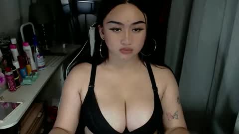 Snapshot of sw33tgirl_moaner chatting on May 12, 2:47 pm Angelic Baby online show from May 12, 2:47 pm