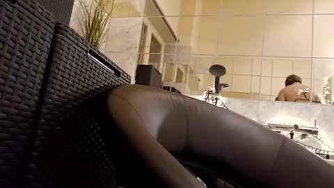 Snapshot of sweaty_hairy_cocks chatting on March 1, 3:53 am sweaty_hairy_cocks online show from March 1, 3:53 am